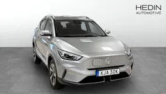 Grå (silver) Begagnad 2022 MG ZS Comfort Sedan | 239 900 kr (Marknadspris)