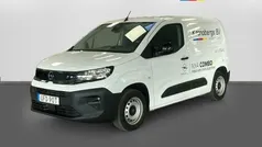 Vit kaolin Begagnad 2024 Opel Combo Minibuss | 279 900 kr (Marknadspris)