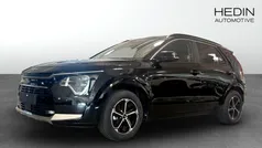 Svart (black) Ny 2025 Kia Niro Advance SUV | 481 600 kr
