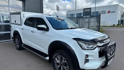 Begagnad Isuzu D-Max 2023 Vit Pickup