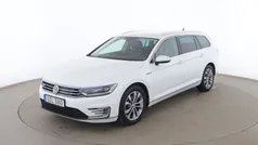 Vit Begagnad 2016 VW Passat GTE Kombi | 136 000 kr (Marknadspris)