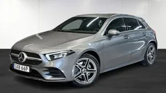 Mörkgrå (silver) Begagnad 2021 Mercedes A250 AMG line Halvkombi | 314 900 kr (Marknadspris)