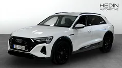 Vit (white) Begagnad 2023 Audi Q8 e-tron Design SUV | 529 900 kr (Bra pris)