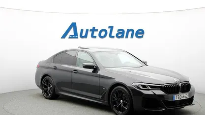 Begagnad BMW 545e M Sport 394 HK (289 kW) 2020 Sophistograu brillanteffekt metallic Sedan
