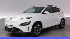Vit Begagnad 2022 Hyundai Kona Essential SUV | 194 900 kr (Marknadspris)