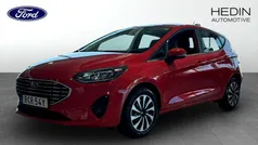 Röd (red) Begagnad 2022 Ford Fiesta Titanium Halvkombi | 164 900 kr (Marknadspris)