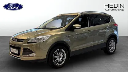 Grön Begagnad 2013 Ford Kuga SUV | 112 900 kr (Lite dyr)