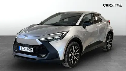 Silver Begagnad 2025 Toyota C-HR SUV | 369 900 kr (Superpris)