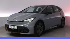 Ljusgrå Begagnad 2023 Cupra Born Halvkombi | 278 900 kr (Marknadspris)