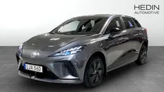 Grå Begagnad 2023 MG MG4 EV Halvkombi | 259 900 kr (Marknadspris)
