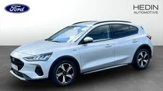Grå (grey) Begagnad 2022 Ford Focus Active Halvkombi | 209 000 kr (Marknadspris)