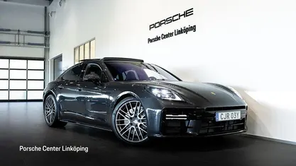 Begagnad Porsche Panamera 4 305 HK (224 kW) 2025 Sedan