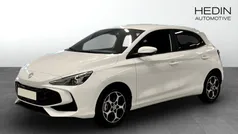 Vit Ny 2024 MG MG3 Luxury Halvkombi | 284 990 kr (Marknadspris)