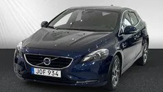 Blå Begagnad 2014 Volvo V40 Ocean Race Kombi | 169 800 kr (Marknadspris)