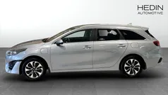 Grå (silver) Begagnad 2022 Kia Ceed Sportswagon Advance Kombi | 259 900 kr (Marknadspris)