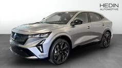 Grå (grey) Ny 2025 Renault Rafale Esprit Alpine SUV | 584 800 kr (Marknadspris)