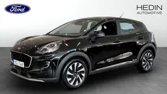 Svart (black) Begagnad 2022 Ford Puma Titanium Halvkombi | 199 900 kr (Marknadspris)