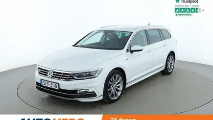 Vit Begagnad 2018 VW Passat R-line Kombi | 197 000 kr (Marknadspris)