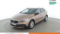 Brun Begagnad 2016 Volvo V40 CC Summum Kombi | 217 000 kr (Marknadspris)
