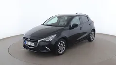 Svart Begagnad 2017 Mazda 2 Sports-Line Sedan | 132 000 kr