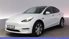 Vit Begagnad 2023 Tesla Model Y Long Range AWD SUV | 385 900 kr (Marknadspris)