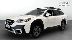 Vit (white) Begagnad 2022 Subaru Outback SUV | 349 000 kr (Marknadspris)