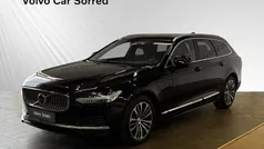 Begagnad 2023 Volvo V90 Core Kombi | 459 900 kr (Marknadspris)