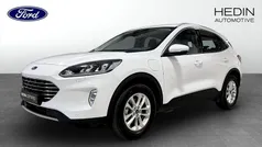 Vit (white) Begagnad 2022 Ford Kuga Titanium SUV | 259 900 kr (Marknadspris)