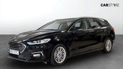 Svart (black) Begagnad 2022 Ford Mondeo Titanium Kombi | 179 900 kr (Superpris)