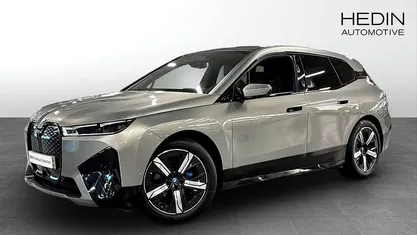 Grå Begagnad 2022 BMW iX Sport Line SUV | 479 700 kr (Superpris)