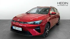 Röd (red) Begagnad 2022 MG MG5 EV Kombi | 249 900 kr