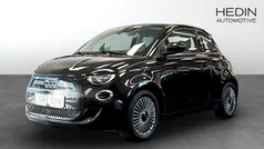Svart (black) Begagnad 2022 Fiat 500e Icon Halvkombi | 189 900 kr (Marknadspris)