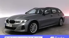 Grå Begagnad 2022 BMW 330e Shadowline Kombi | 369 900 kr (Marknadspris)