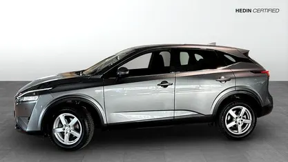 Grå Begagnad 2024 Nissan Qashqai N-Connecta SUV | 299 900 kr (Bra pris)