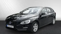 Begagnad 2017 Volvo V60 Standard Kombi | 179 800 kr (Marknadspris)
