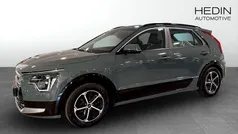 Grön (green) Begagnad 2023 Kia Niro SUV | 299 900 kr (Marknadspris)