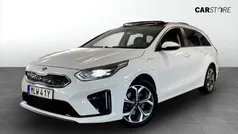 Vit Begagnad 2021 Kia Ceed Sportswagon 2 Kombi | 269 900 kr (Marknadspris)