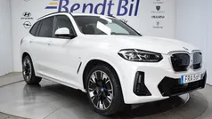 Vit Begagnad 2024 BMW iX3 M Sport SUV | 624 500 kr (Bra pris)