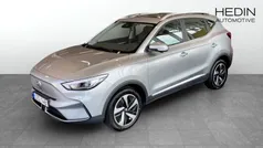 Grå (silver) Begagnad 2022 MG ZS Luxury Sedan | 249 900 kr (Superpris)