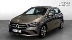 Mörkgrå (grey) Begagnad 2019 Mercedes B200 Minibuss | 249 900 kr (Marknadspris)