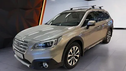 Brun Begagnad 2016 Subaru Outback Kombi | 209 900 kr (Marknadspris)