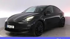 Svart Begagnad 2023 Tesla Model Y Performance SUV | 434 900 kr (Marknadspris)