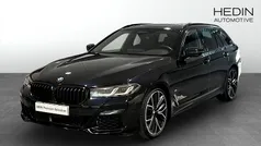 Svart (black) Begagnad 2021 BMW 530 M Sport Kombi | 569 700 kr
