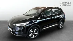 Svart (black) Begagnad 2022 MG ZS Luxury Sedan | 244 900 kr (Superpris)