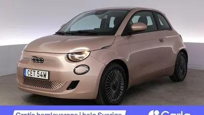 Röd Begagnad 2022 Fiat 500e Icon Halvkombi | 195 900 kr (Marknadspris)