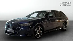 Svart (black) Begagnad 2025 BMW 530e M Sport Kombi | 698 700 kr (Bra pris)