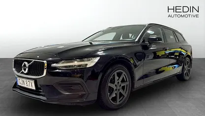 Svart Begagnad 2019 Volvo V60 Kombi | 174 500 kr (Marknadspris)