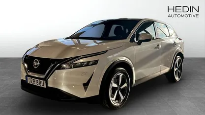 Vit Begagnad 2022 Nissan Qashqai Acenta SUV | 240 775 kr (Marknadspris)