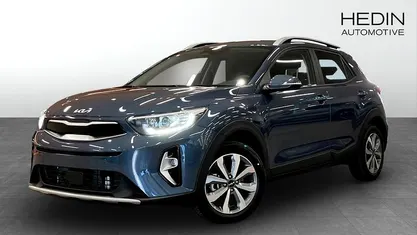 Svart Ny 2025 Kia Stonic Advance SUV | 254 900 kr (Marknadspris)