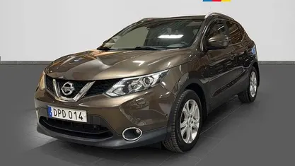 Begagnad 2015 Nissan Qashqai Tekna SUV | 99 600 kr (Bra pris)